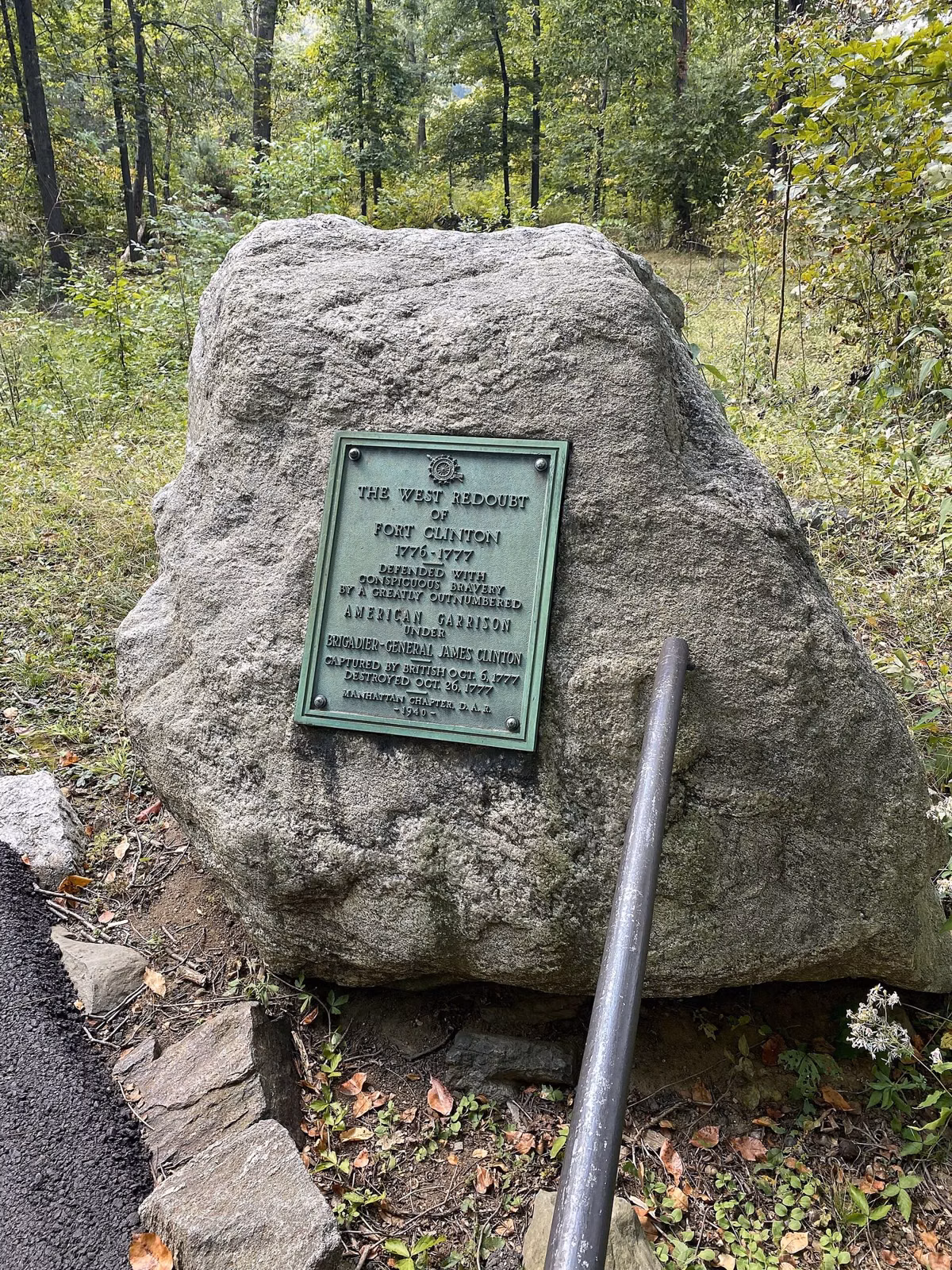 Boulder with a bronze marker at the Fort Clinton west redoubt, Bear Mountain State Park